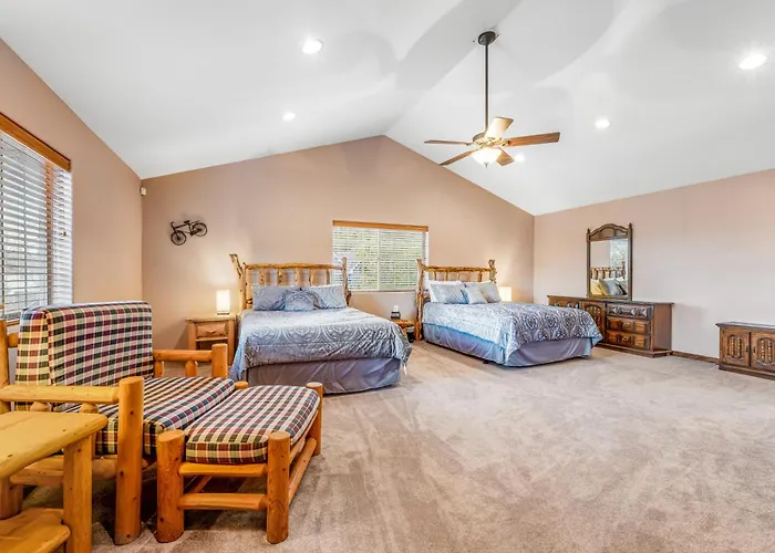 Holiday home Rainbow Retreat